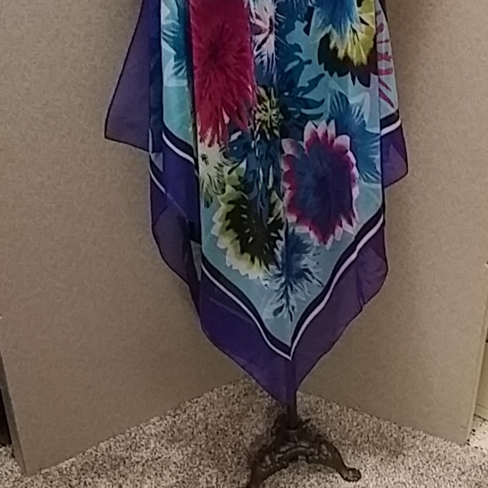 Steve Madden floral Handkerchief dress beach cover - Picture 2 of 5